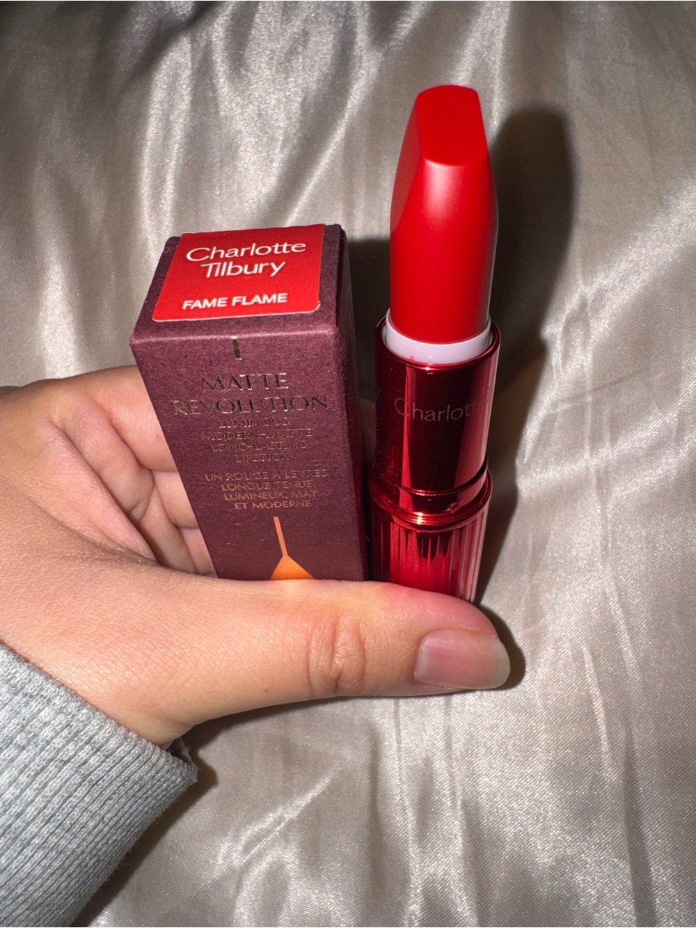 NEW Charlotte Tilbury Matte Revolution Lipstick – Fame Flame Limited Edition
